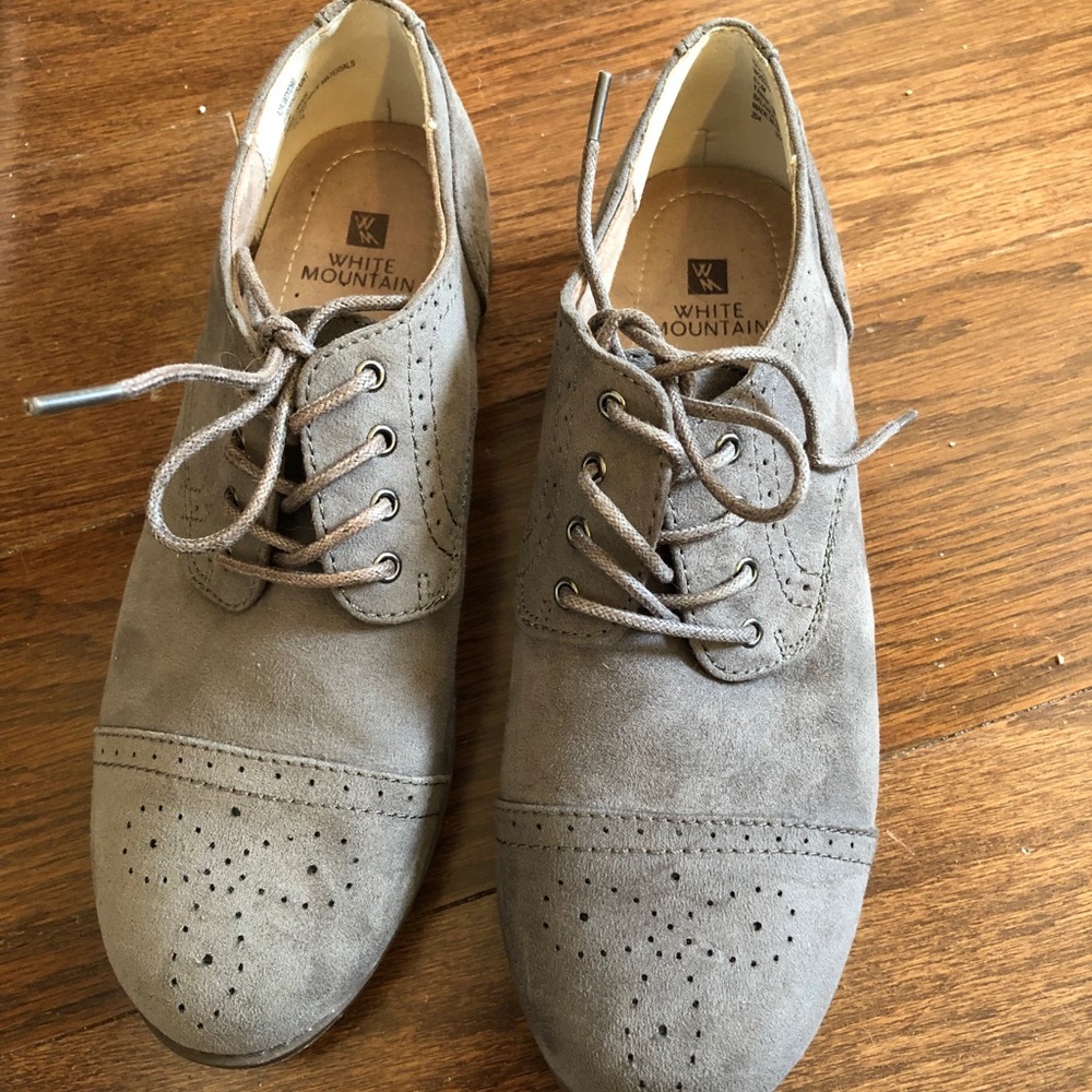 White Mountain Oxfords Like New! Size 6.5